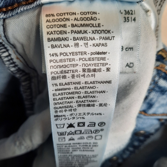 Levi's Wedgie Straight Fit High Waisted Ripped Jeans 27 - Picture 7 of 9